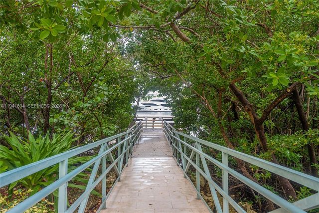 19601 E Country Club Drive 7104, Aventura, FL 33180