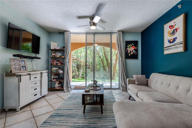 19601 E Country Club Drive 7104, Aventura, FL 33180
