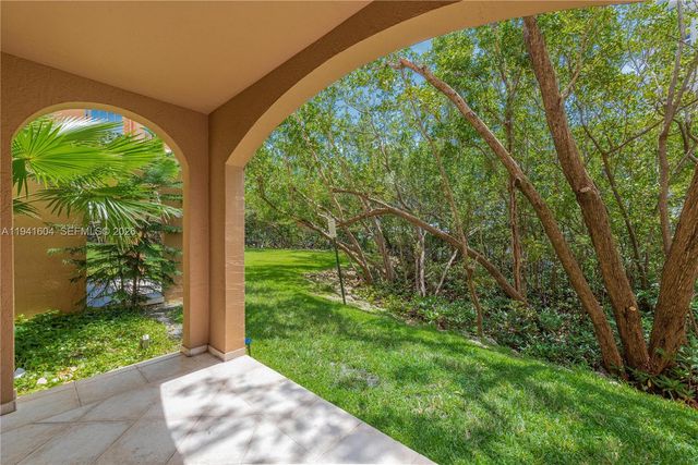 19601 E Country Club Drive 7104, Aventura, FL 33180