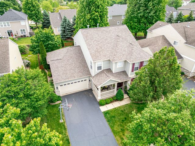 247 Pawtucket Avenue, Elgin, IL 60124