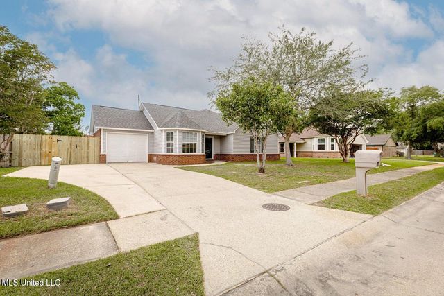 602 Rhonda Lane, Ocean Springs, MS 39564