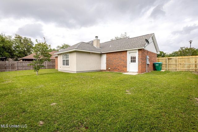 602 Rhonda Lane, Ocean Springs, MS 39564
