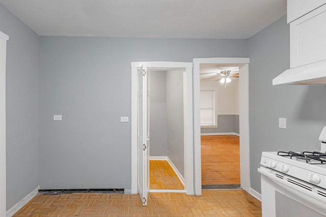 6211 S Loomis Boulevard 1, Chicago, IL 60636
