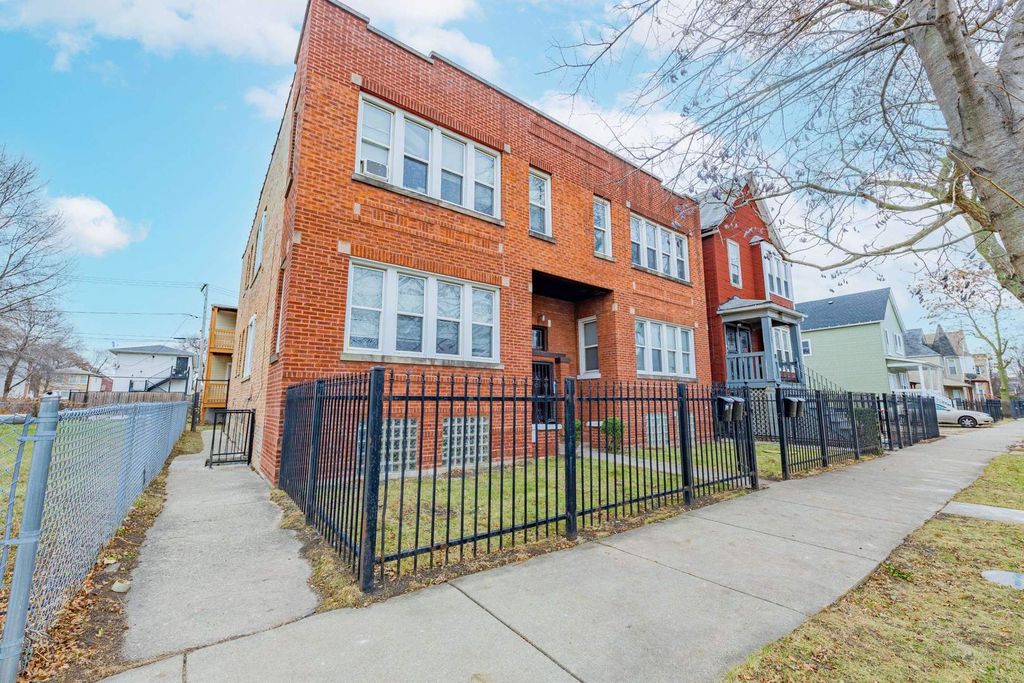 6211 S Loomis Boulevard 1, Chicago, IL 60636