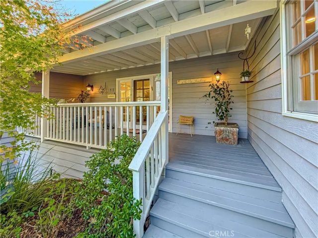 5846 Fairview Place, Agoura Hills, CA 91301