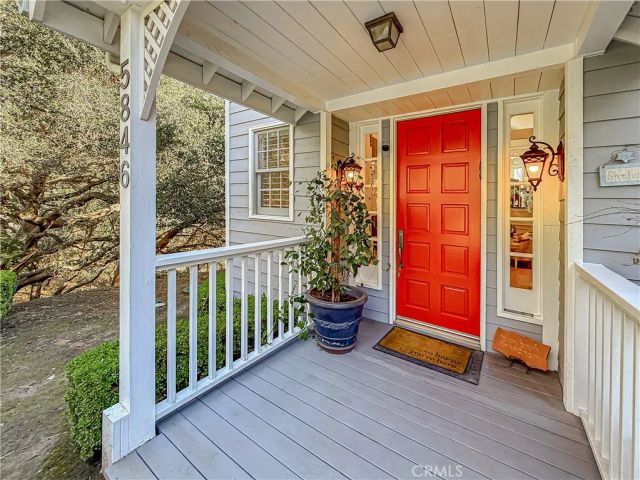 5846 Fairview Place, Agoura Hills, CA 91301