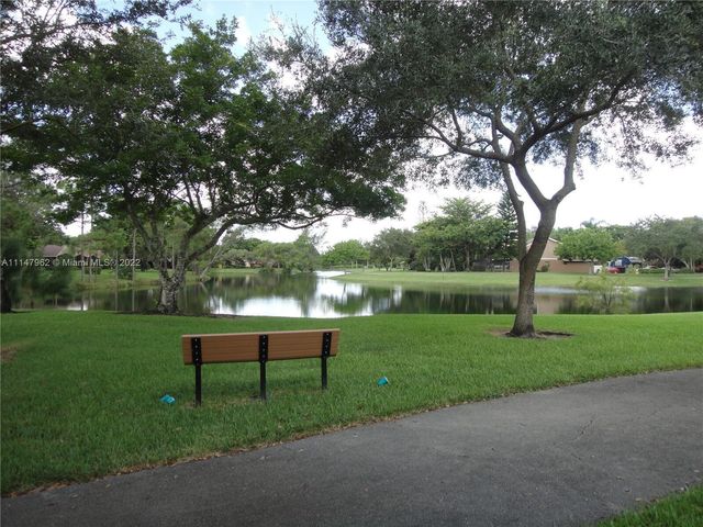 11750 Timbers Way, Boca Raton, FL 33428