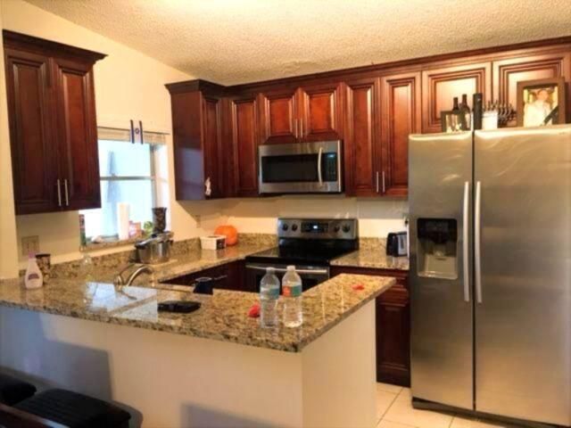 11750 Timbers Way, Boca Raton, FL 33428