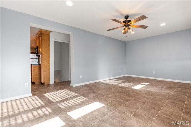 3303 Ipswich, St Charles, MO 63301