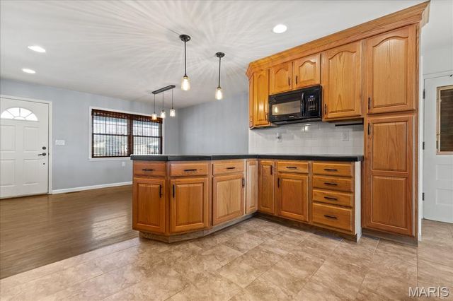 3303 Ipswich, St Charles, MO 63301