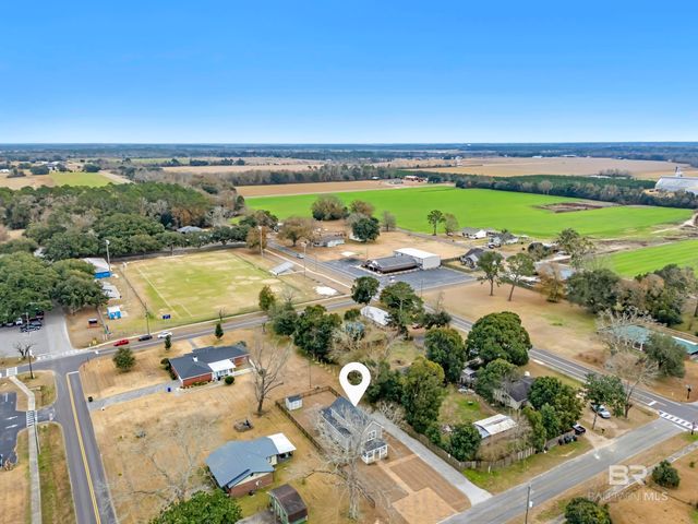 104 NE 3rd Street, Summerdale, AL 36580