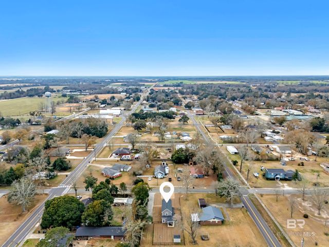 104 NE 3rd Street, Summerdale, AL 36580