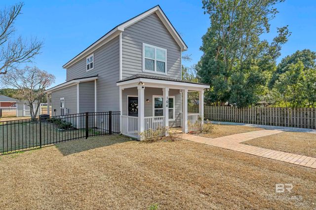 104 NE 3rd Street, Summerdale, AL 36580