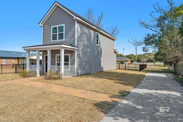 104 NE 3rd Street, Summerdale, AL 36580