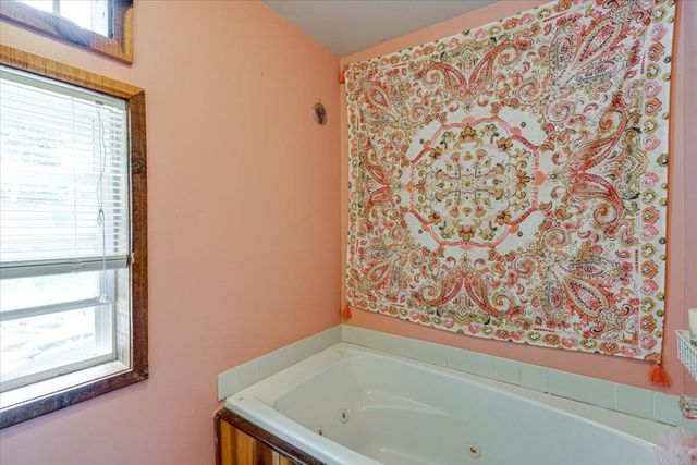 2072 Creek Road, Wildwood, GA 30757