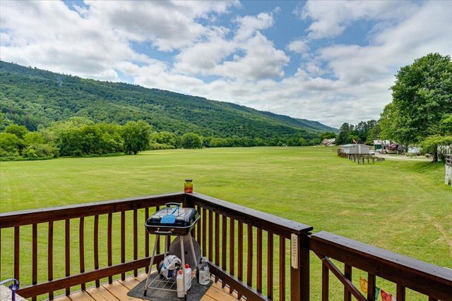 2072 Creek Road, Wildwood, GA 30757