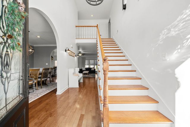 879 Iron Wood Cir, Clarksville, TN 37043