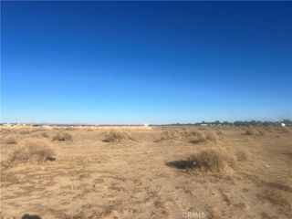 163 Ste (Drt) Vic, Lancaster, CA 93535