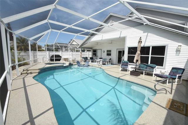 1 BEDFORD DRIVE, Palm Coast, FL 32137