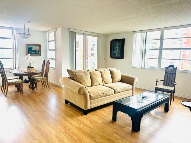 1301 NE Miami Gardens Dr 915W, Miami, FL 33179