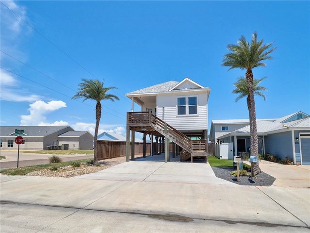 201 Nautilus St, Port Aransas, TX 78373