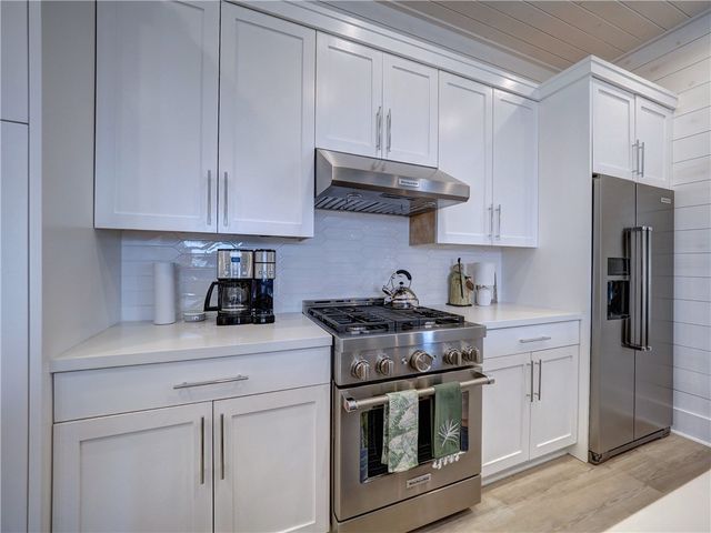 201 Nautilus St, Port Aransas, TX 78373