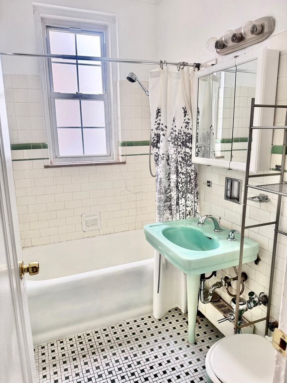 6101 N Sheridan Road 11E, Chicago, IL 60660 — photo 5