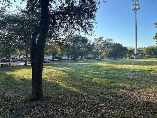 14180 NW 77th Ct, Miami Lakes, FL 33016