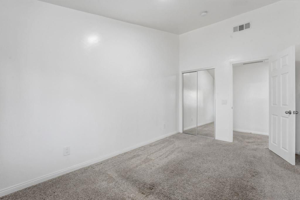 Image 15 of property listing at 9676 Cypress Vale Dr, Lakeside, CA 92040