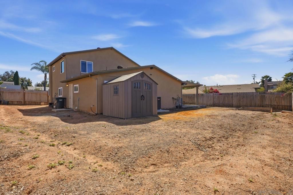 Image 23 of property listing at 9676 Cypress Vale Dr, Lakeside, CA 92040