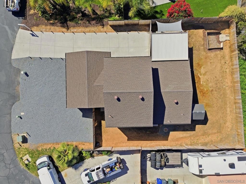 Image 27 of property listing at 9676 Cypress Vale Dr, Lakeside, CA 92040