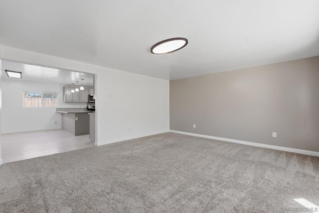 Image 4 of property listing at 9676 Cypress Vale Dr, Lakeside, CA 92040