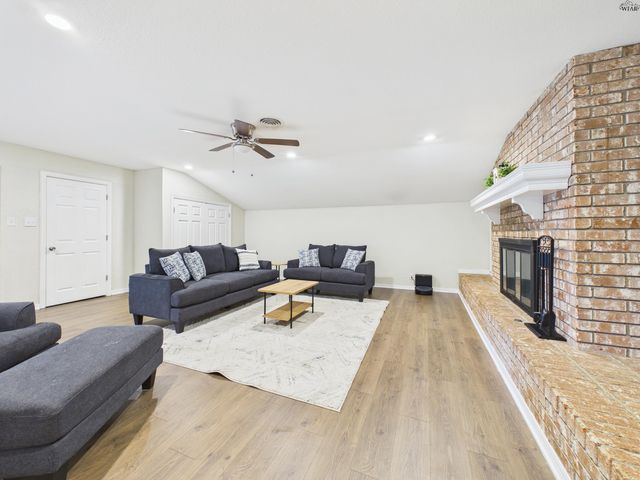 4118 KINGSBURY DRIVE, Wichita Falls, TX 76309