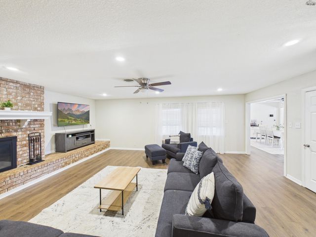 4118 KINGSBURY DRIVE, Wichita Falls, TX 76309