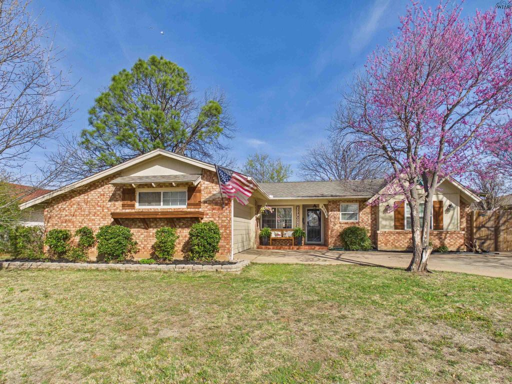 4118 KINGSBURY DRIVE, Wichita Falls, TX 76309