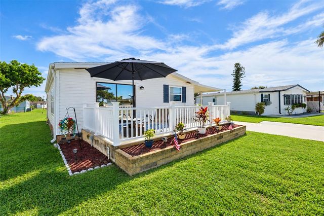6174 REDWING AVENUE, Englewood, FL 34224