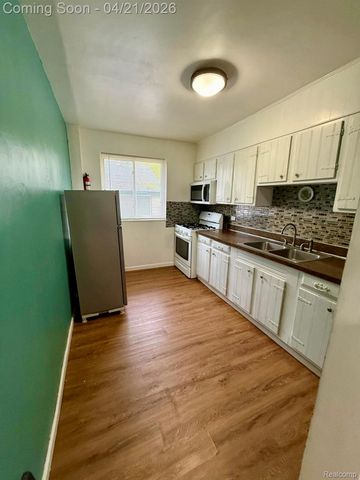 1516 Kent Street, Flint, MI 48503