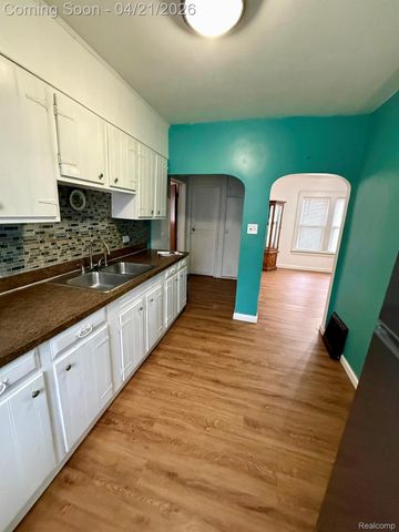 1516 Kent Street, Flint, MI 48503