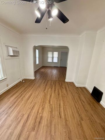 1516 Kent Street, Flint, MI 48503