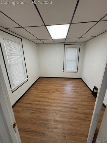 1516 Kent Street, Flint, MI 48503