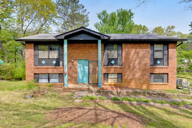 5885 Stonewall Drive, Harrison, TN 37341