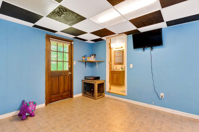 5885 Stonewall Drive, Harrison, TN 37341