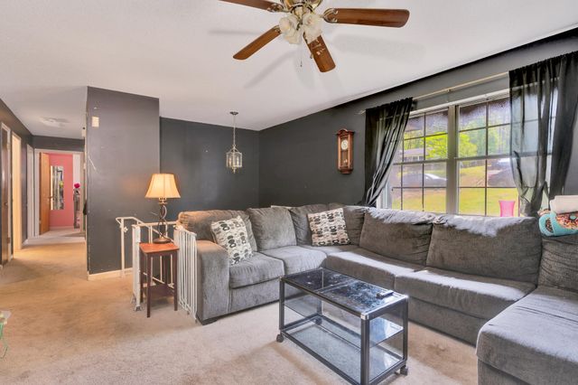 5885 Stonewall Drive, Harrison, TN 37341