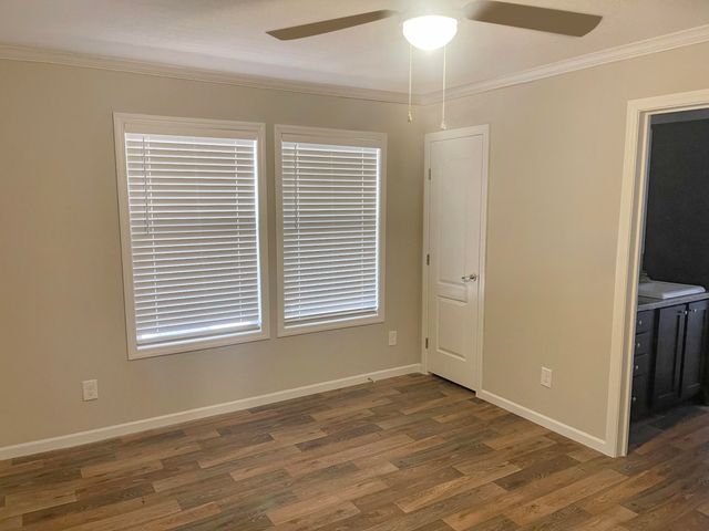 1584 E Old Hwy 49, Hattiesburg, MS 39401