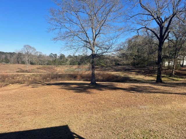 1584 E Old Hwy 49, Hattiesburg, MS 39401