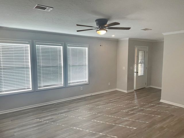 1584 E Old Hwy 49, Hattiesburg, MS 39401