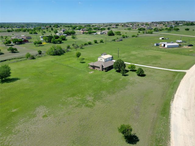 130 Longbranch Drive, Decatur, TX 76234