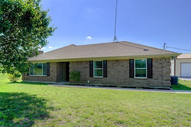 130 Longbranch Drive, Decatur, TX 76234