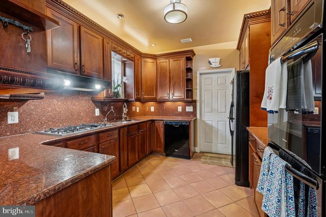 3930 ALLISON ST, North Brentwood, MD 20722