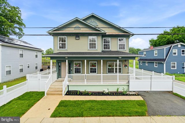 3930 ALLISON ST, North Brentwood, MD 20722
